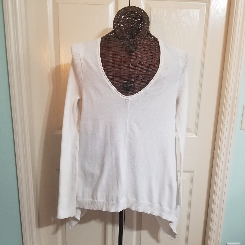 nine 1 eight Asymmetrical  Sweater (Cream) Large